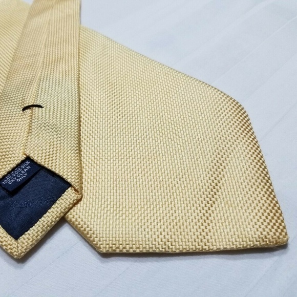 Daniel Cremieux Other - 100% Silk DANIEL CREMIEUX Yellow Gold Tie